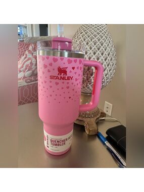 Stanley - Limited Edition Target Pink Valentine’s Day Pink Quencher H2.0 Tumbler